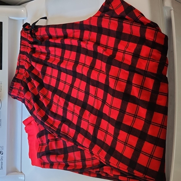 Pajama bundle - Picture 6 of 13